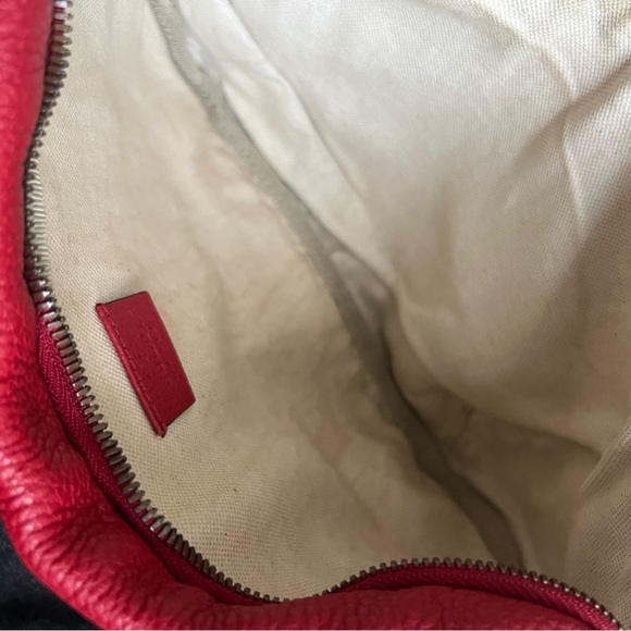 Gucci Grained Calfskin Logo Belt Bag Red Large - Picture 8 of 16